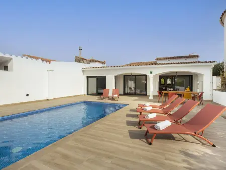 Villa rénovée 3 chambres, piscine et amarre à Empuriabrava - Photo 33