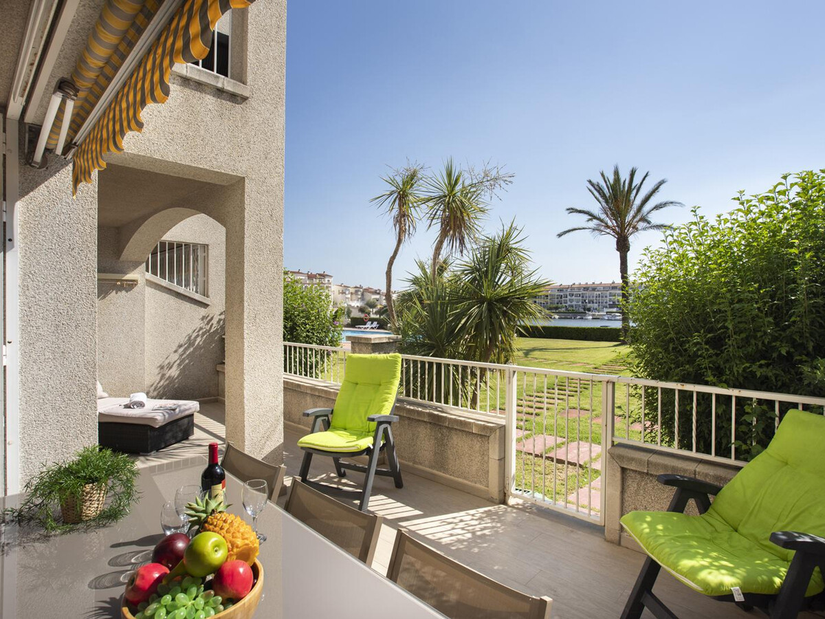 Appartement 2 chambres vue lac à Empuriabrava - Photo 2