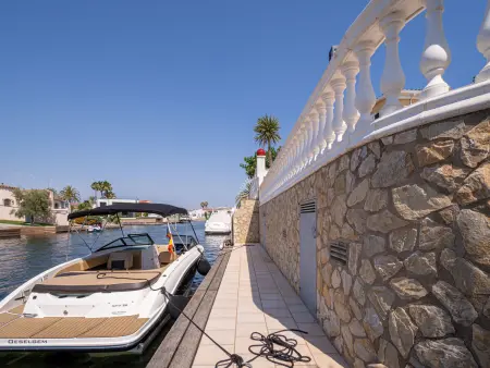Charmante villa rénovée avec piscine privée, Empuriabrava : photo 36