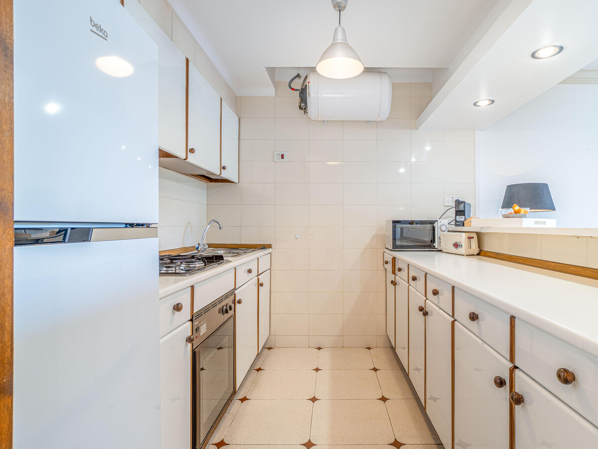 Appartement lumineux à Empuriabrava, piscine et terrasse - Photo 13