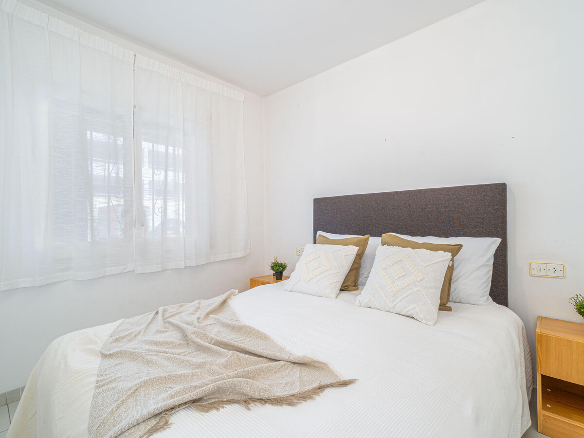 Appartement lumineux à Empuriabrava, piscine et terrasse - Photo 17