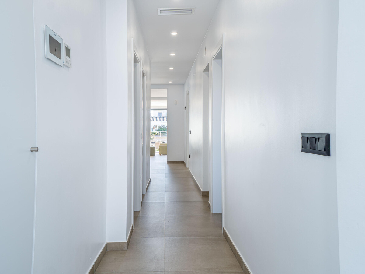 Villa moderne 8 pers. avec piscine chauffée et appontement privé - Photo 5