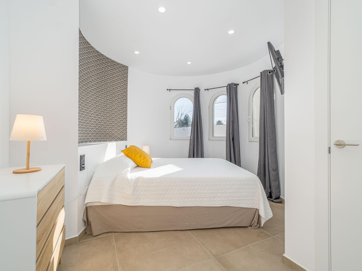 Villa moderne 8 pers. avec piscine chauffée et appontement privé - Photo 11