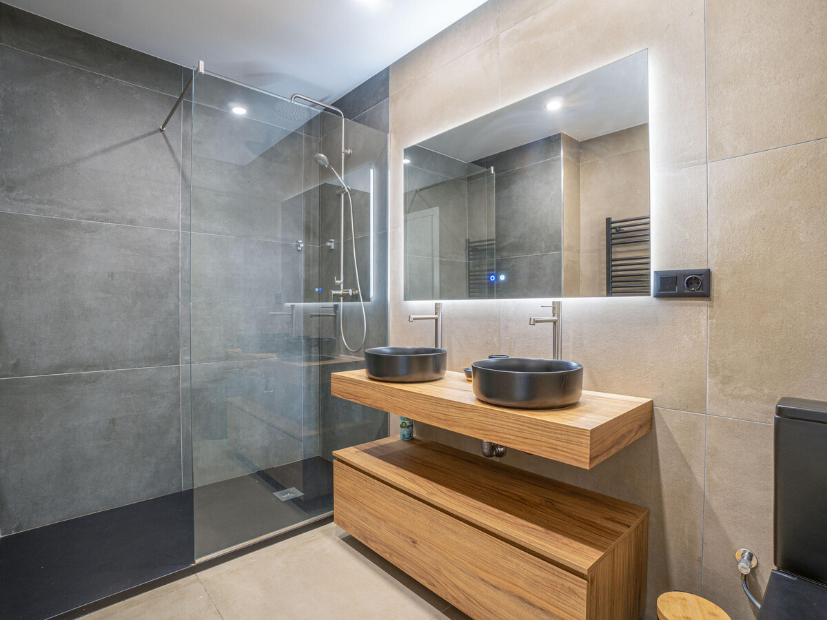 Villa moderne 8 pers. avec piscine chauffée et appontement privé - Photo 13