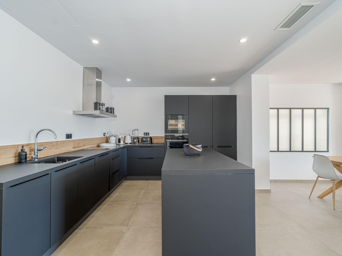 Villa moderne 8 pers. avec piscine chauffée et appontement privé - Photo 15