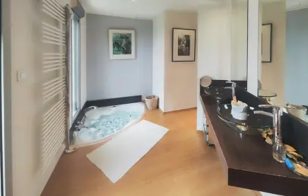 Maison 200m² piscine chauffée à Cessenon sur Orb : photo 8