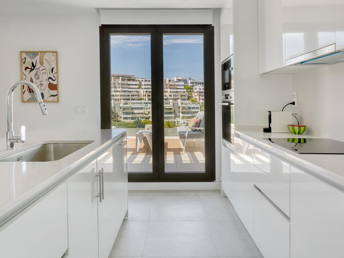 Appartement 3 chambres à Estepona, 5 min de la plage - Photo 18