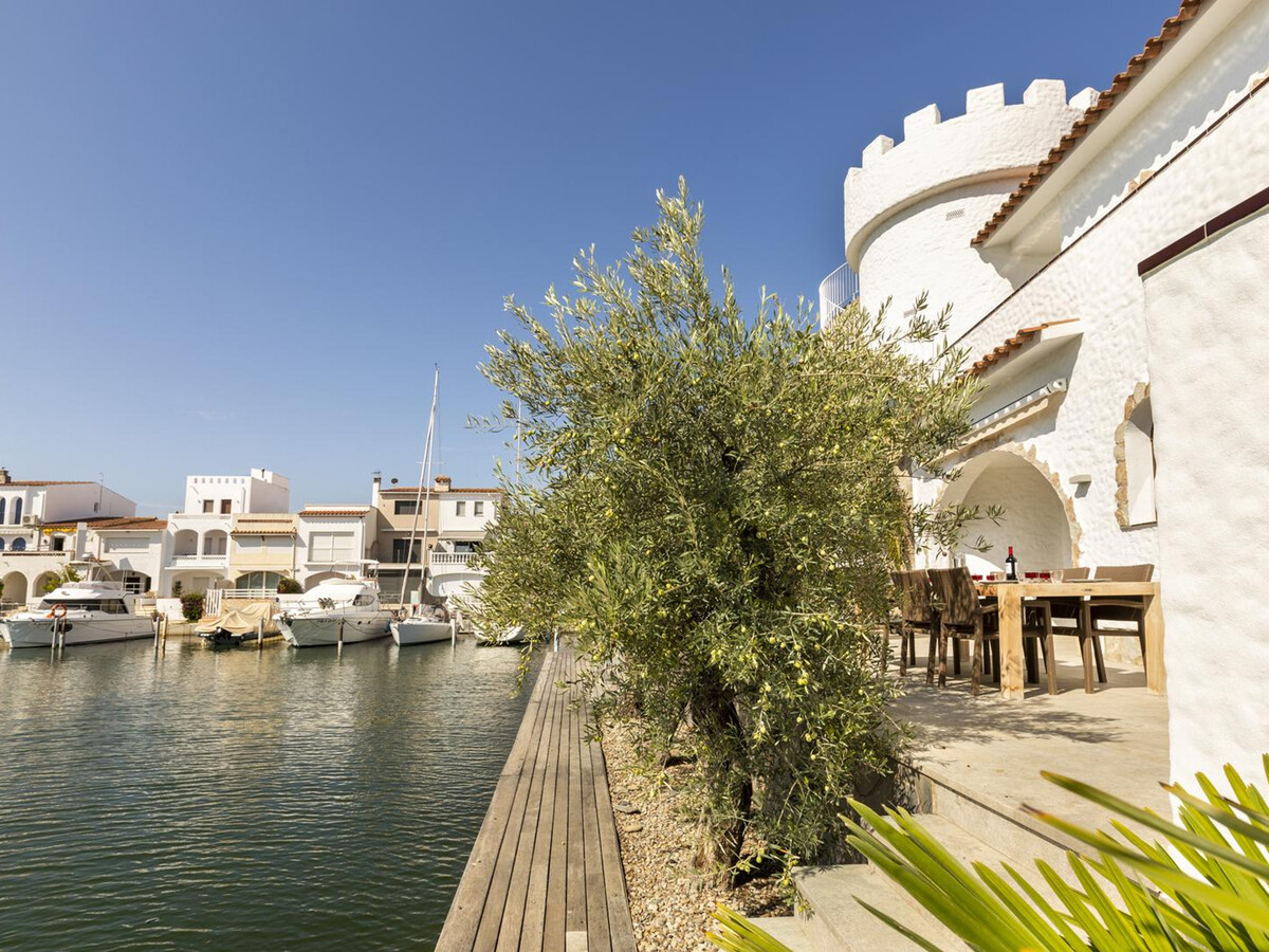 Villa 8 pers. à Empuriabrava : piscine salée et amarrage privé - Photo 8