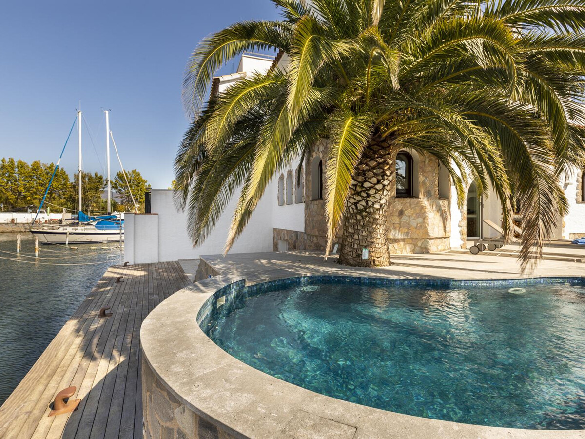 Villa 8 pers. à Empuriabrava : piscine salée et amarrage privé - Photo 9