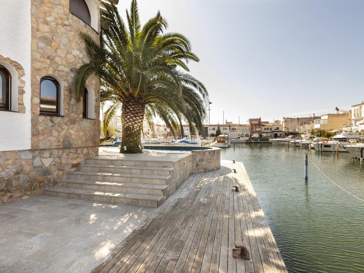 Villa 8 pers. à Empuriabrava : piscine salée et amarrage privé - Photo 10