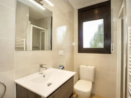 Villa de rêve au bord du canal : 5 chambres, piscine, dock et parking - Photo 7