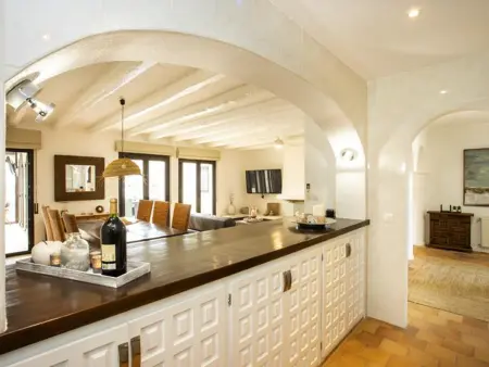 Villa de rêve au bord du canal : 5 chambres, piscine, dock et parking - Photo 17