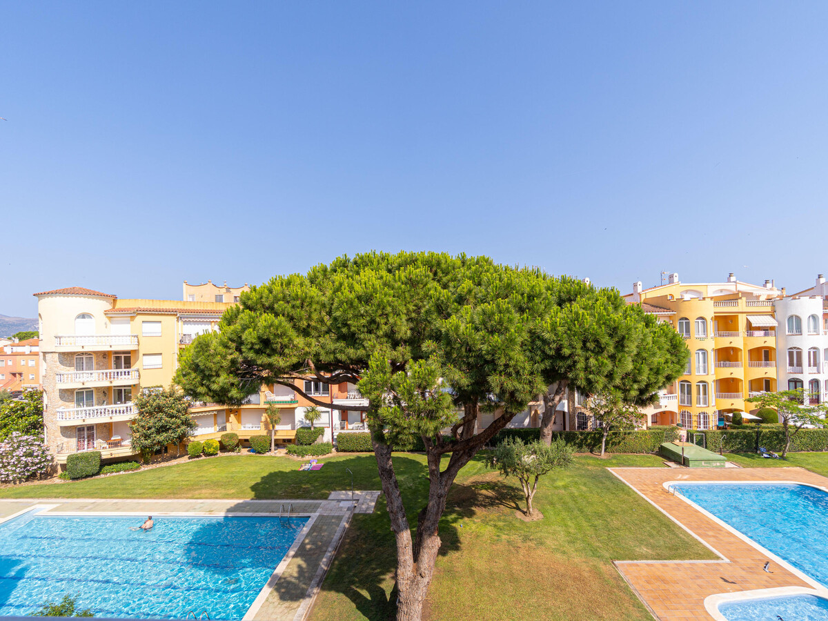 Appartement rénové centre Empuriabrava, piscine et plage - Photo 20