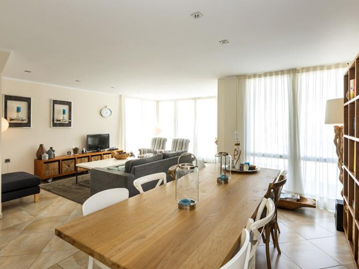 Villa moderne Empuriabrava, piscine chauffée et amarrage - Photo 11