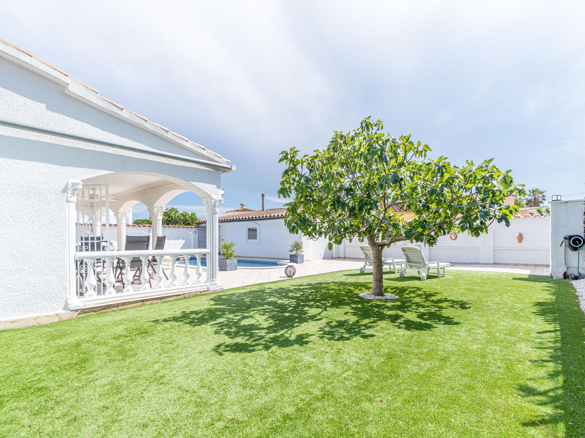 Villa 3 chambres piscine 4x8m à Empuriabrava - Photo 12