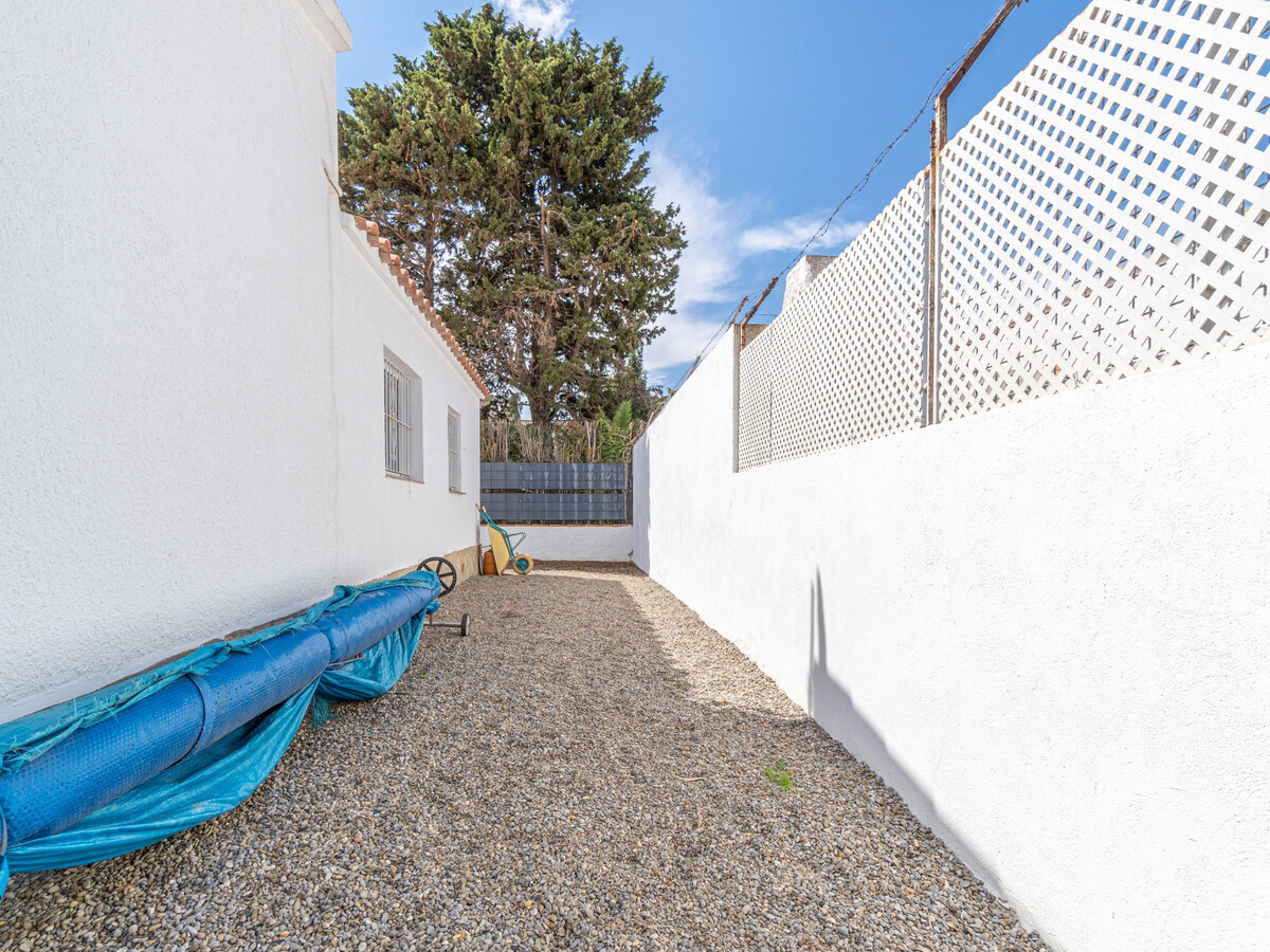 Villa 3 chambres piscine 4x8m à Empuriabrava - Photo 13