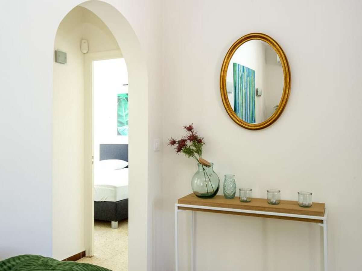 Villa méditerranéenne à Empuriabrava, piscine et amarrage privé - Photo 18