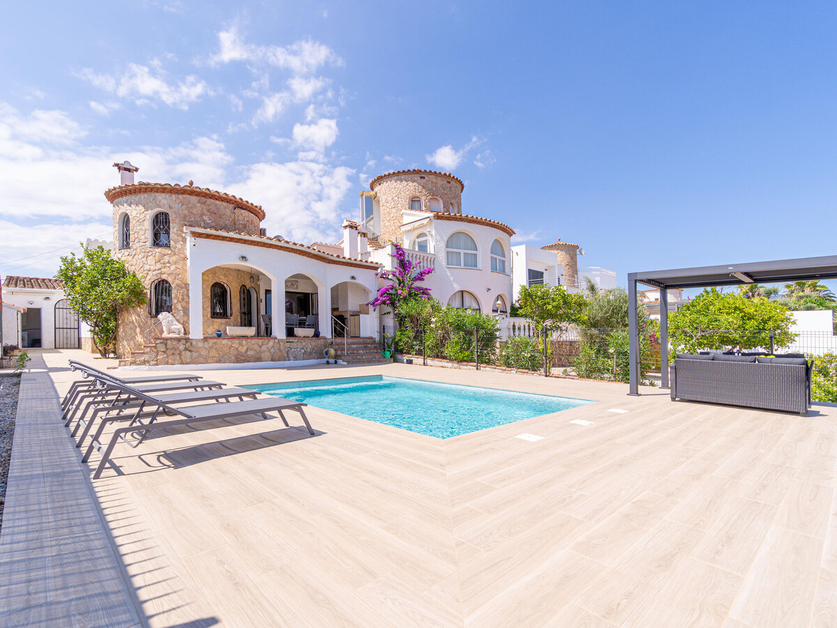 Villa 4 chambres avec amarre privée à Empuriabrava - Photo 34
