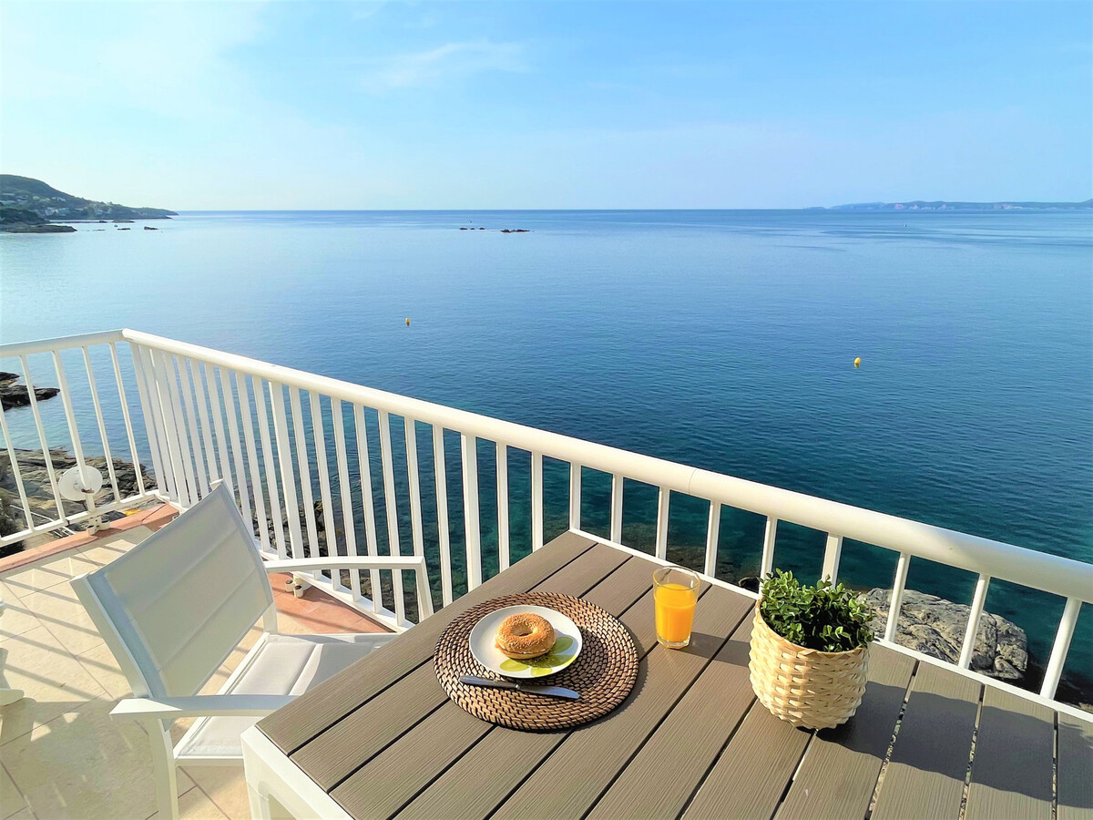 Appartement vue mer à Roses, terrasse 14 m² et parking - Photo 1