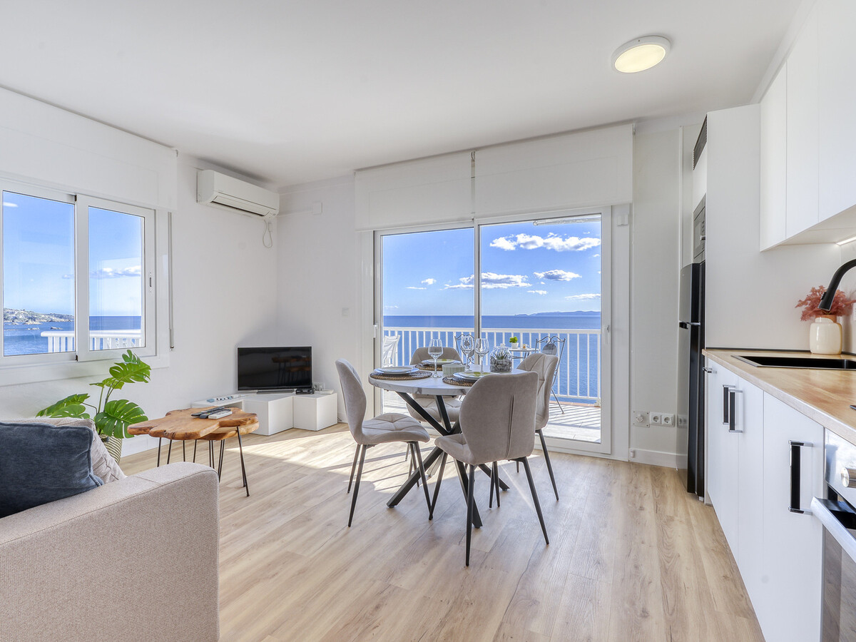 Appartement vue mer à Roses, terrasse 14 m² et parking - Photo 3
