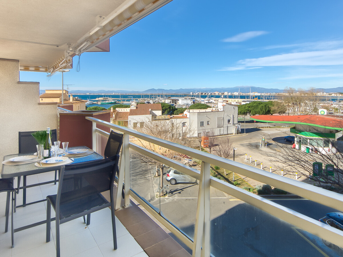 Appartement vue port à Roses, 40m² + terrasse - Photo 2