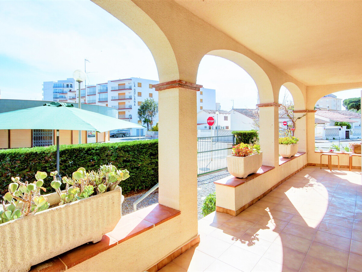 Appartement 2 chambres avec terrasse 28 m² à Roses - Photo 4