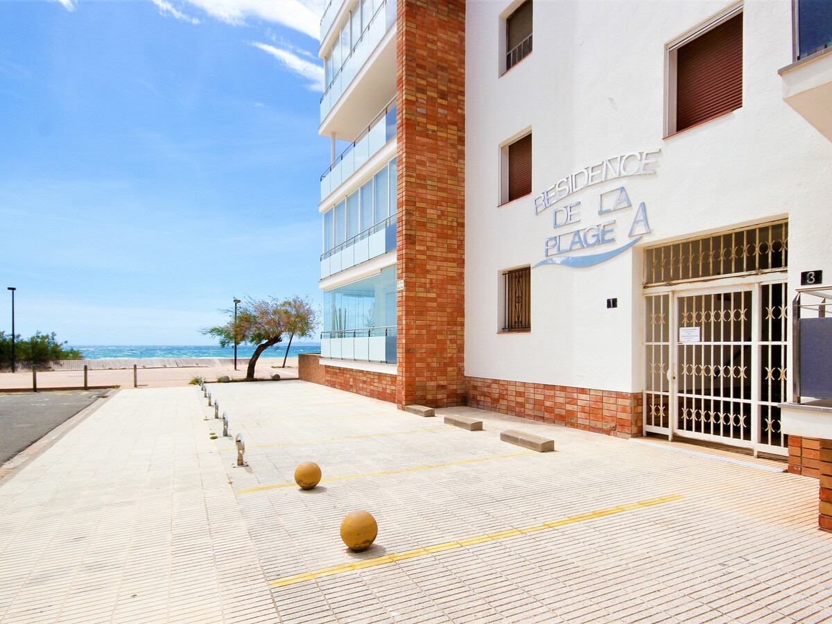 Appartement 2 chambres en première ligne de plage à Roses - Photo 33