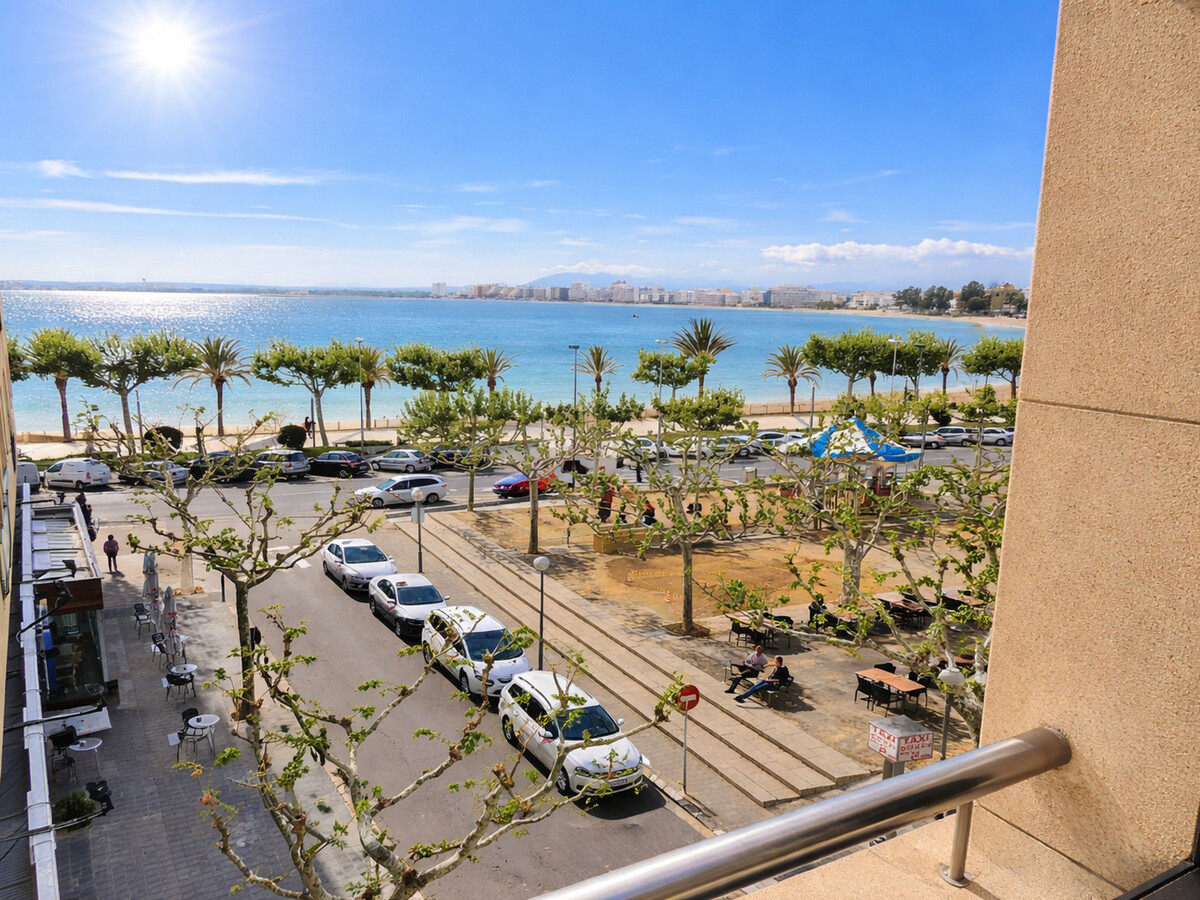 Appartement 3 chambres première ligne de plage à Roses - Photo 22