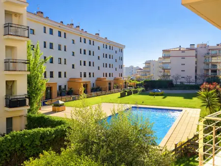 Location appartement à Roses, Appartement moderne à Roses avec terrasse et piscine