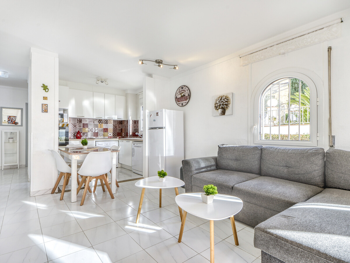 Appartement 2 chambres avec terrasse 12m² à Roses - Photo 9
