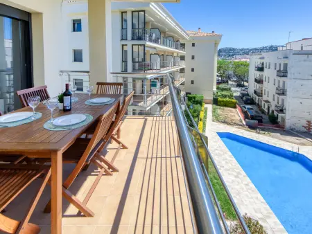 Appartement 2 ch avec terrasse piscine à Roses : photo 2