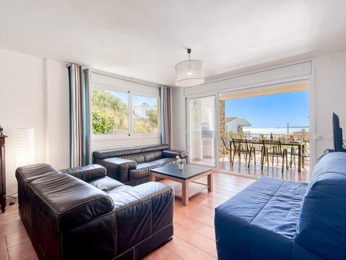 Appartement 3 chambres Roses, terrasse avec vue mer - Photo 5