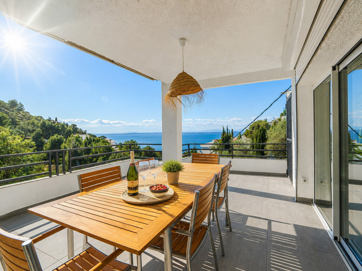 Villa Esmeralda - 4 chambres avec piscine et vue mer - Photo 1