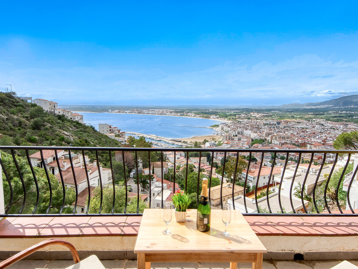 Appartement 65 m² avec terrasse vue mer à Roses - Photo 2