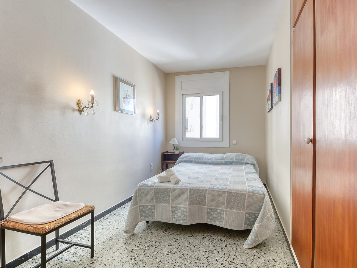 Appartement 3 chambres vue mer, première ligne de plage à Roses - Photo 15
