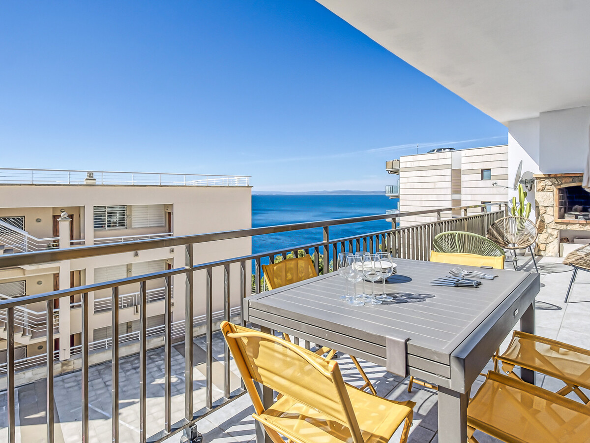 Appartement 2 chambres Roses, vue mer et terrasse 14 m² - Photo 4