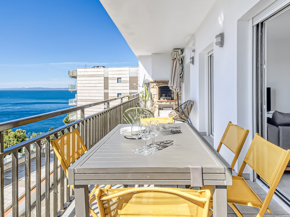 Appartement 2 chambres Roses, vue mer et terrasse 14 m² - Photo 6