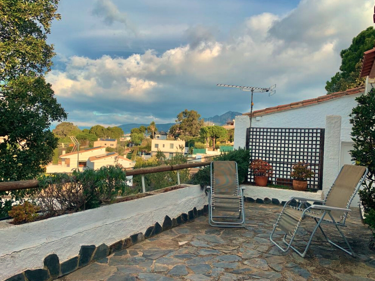 Maison 3 chambres avec terrasse, vue mer à Roses - Photo 3