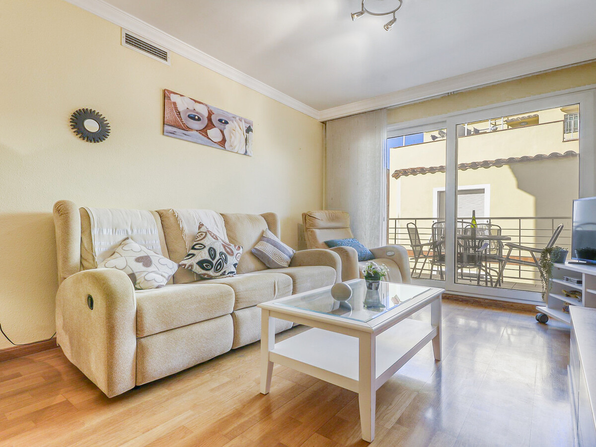 Appartement 84 m² face plage avec terrasse et parking - Photo 3