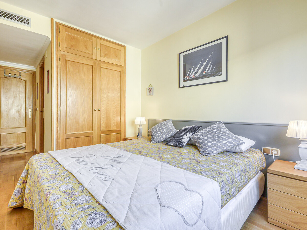 Appartement 84 m² face plage avec terrasse et parking - Photo 13