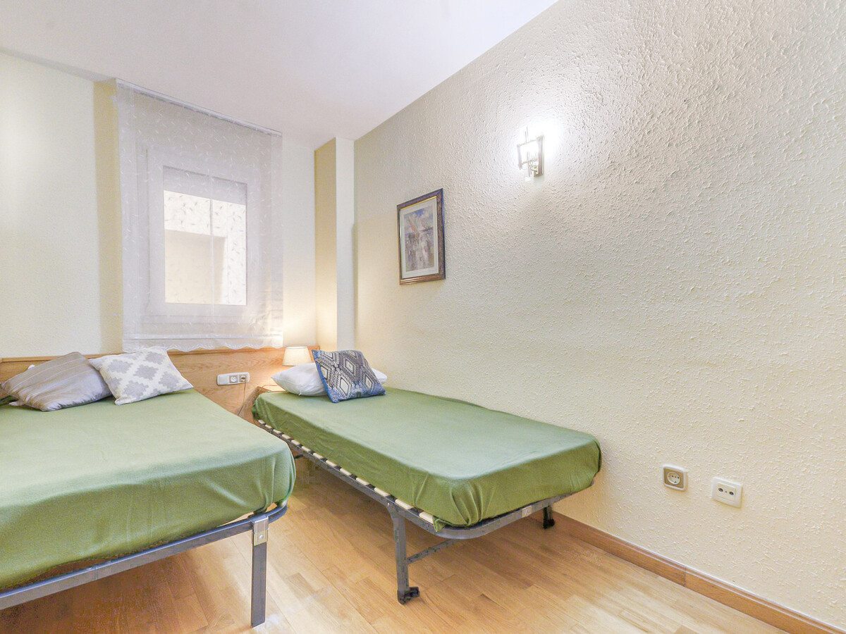 Appartement 84 m² face plage avec terrasse et parking - Photo 19