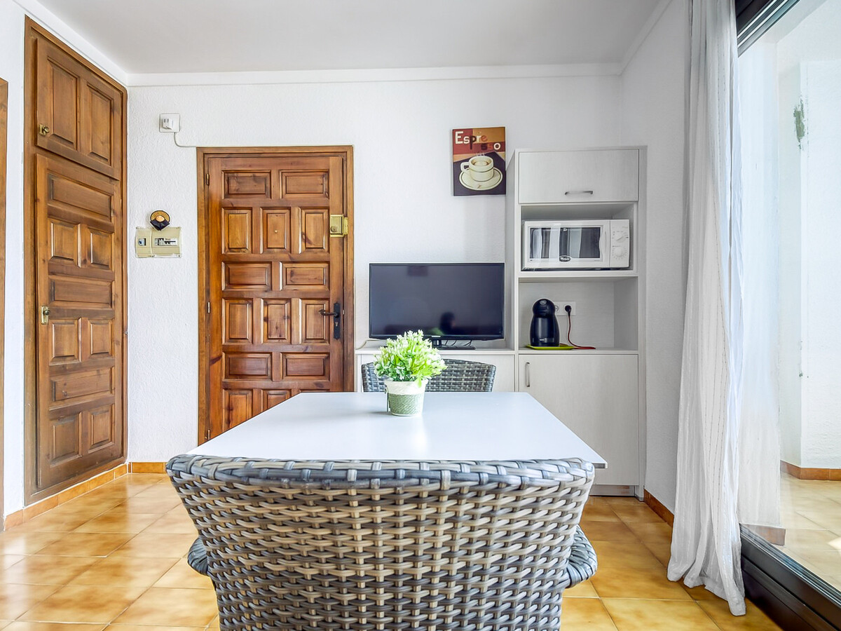 Appartement 35m² à Roses - Terrasse piscine et parking - Photo 14