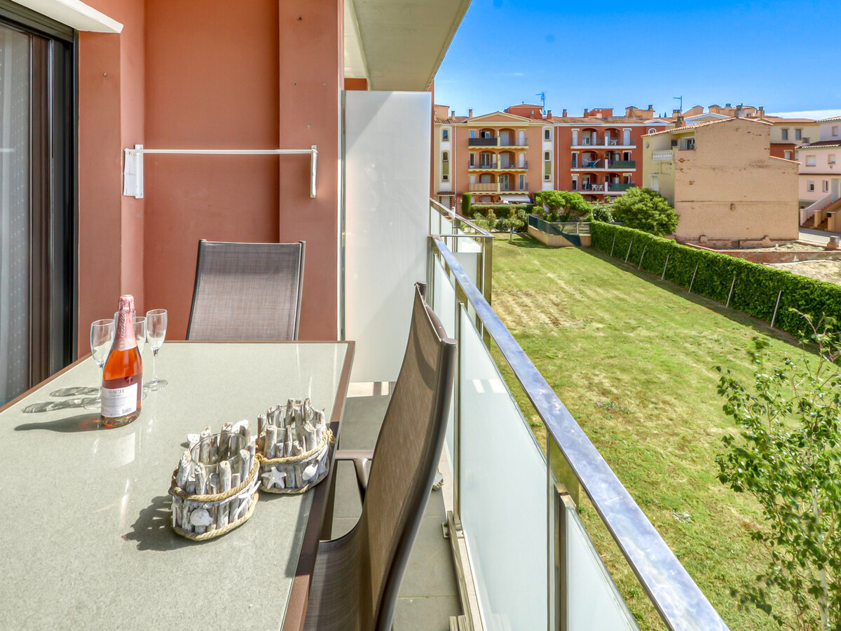 Appartement 2 chambres Empuriabrava, piscine et proche plage - Photo 4