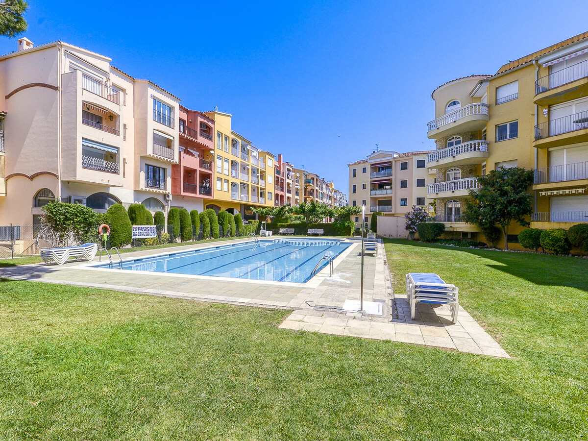 Appartement 2 chambres Empuriabrava, piscine et proche plage - Photo 24