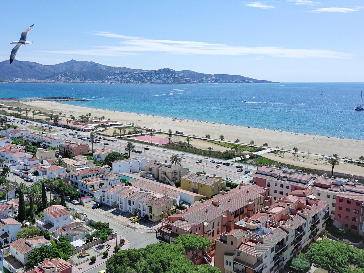 Appartement 2 chambres Empuriabrava, piscine et proche plage - Photo 25