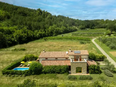 Villa Dol avec piscine privée à Buzet