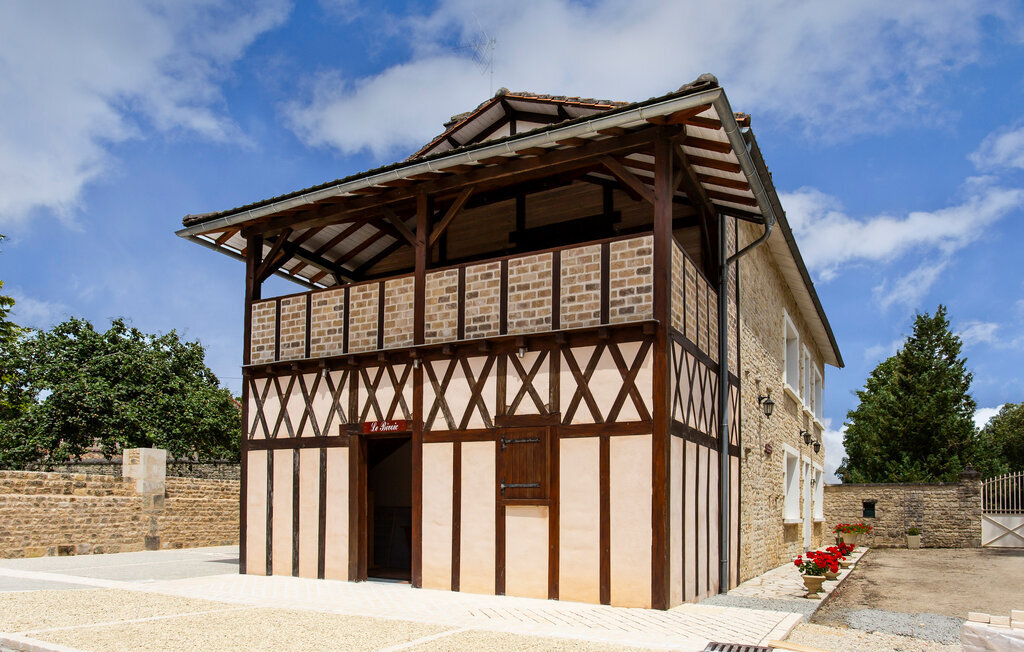 Maison 7 pers. avec piscine chauffée à Lonnes - Photo 1