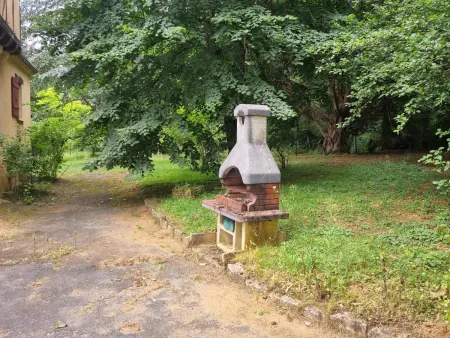 Gîte familial rénové, 2500m² de jardin à Saint-Crépin : photo 17