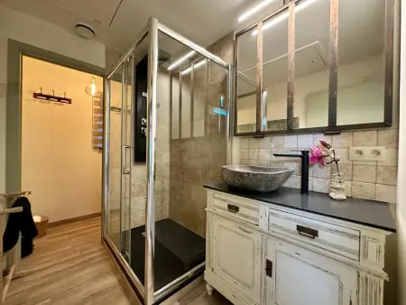 Léoras Cocoon, chalet en bois pour 15 à Membre : photo 34