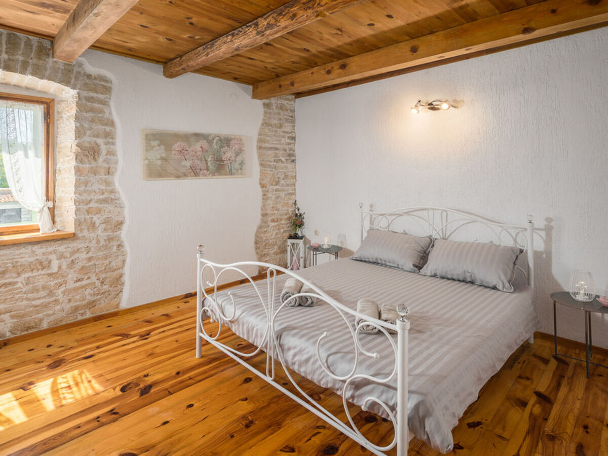 Courtyard Ivini – Maison avec piscine privée - Photo 6